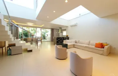 Casa em condomínio fechado com 4 quartos à venda na Rodovia Doutor Antônio Luiz Moura Gonzaga, --, Rio Tavares, Florianópolis