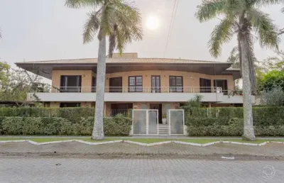 Casa alto padrão com 467,00m² e 5 suítes em jurerê internacional