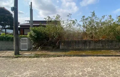 Aproveite a oportunidade de adquirir um terreno com  406 m²