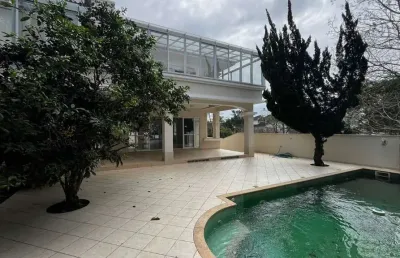 Casa alto padrão, com 4 suítes em jurerê internacional.