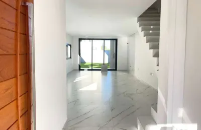 Casa com 3 quartos à venda na Rua Nilse Batistella Bussanello, --, Campeche, Florianópolis