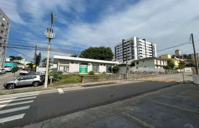Terreno de esquina com 1.042m² e viabilidade 4.5 em capoeiras
