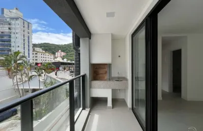 Apartamento de 73m² com 2 quartos sendo 1 suíte no centro