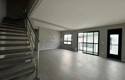Apartamento duplex de 133m² com 4 quartos sendo 1 suíte na cachoeira do bom jesus