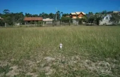Terreno em condomínio fechado, 450m² no rio vermelho.