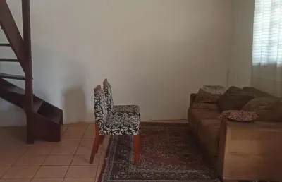Casas residenciais em terreno de 250,00 m² em coqueiros
