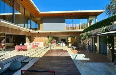 Casa em condomínio fechado com 4 quartos à venda na Rodovia Haroldo Soares Glavan, --, Cacupé, Florianópolis