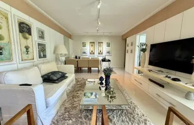 Apartamento de 2 suítes no centro de florianópolis.