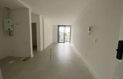 Apartamento com 2 quartos à venda na Rua Professor Renato Barbosa, --, Jurerê, Florianópolis