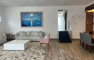 Casa alto padrão com 4 quartos em são joão do rio vermelho