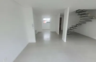 Linda casa com 3 quartos no bairro morro das pedras