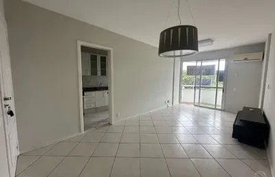 Apartamento com 3 quartos sendo 1 suíte na trindade