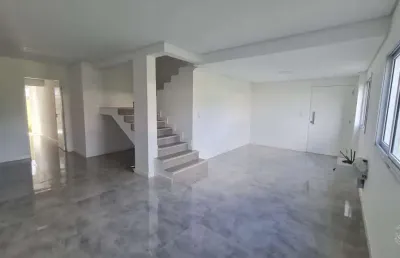 Casa com 3 quartos sendo 1 suíte no bairro aririú em palhoça