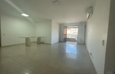 Apartamento com 4 quartos sendo 2 suítes na agronômica