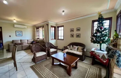 Casa em condomínio fechado com 4 quartos à venda na Rodovia Haroldo Soares Glavan, --, Cacupé, Florianópolis