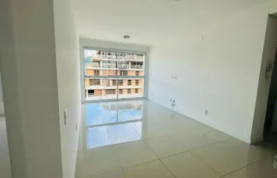 Apartamento com 2 quartos sendo 1 suíte na pedra branca em palhoça