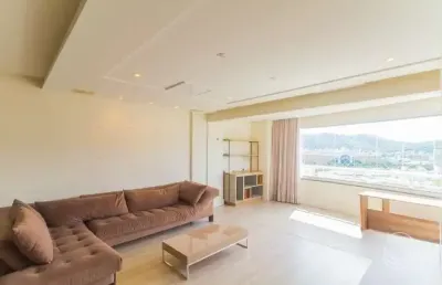 Cobertura duplex com 3 quartos sendo 1 suíte na trindade