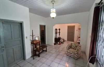 Casa com 3 quartos à venda na Rua Prefeito Tolentino de Carvalho, --, Balneário, Florianópolis