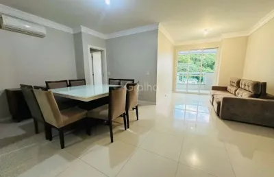 Apartamento de 127m² com 4 quartos sendo 1 suíte no itacorubi