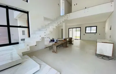 Casa em condomínio fechado com 3 quartos à venda na Avenida Wilson Castelo Branco, --, Deltaville, Biguaçu