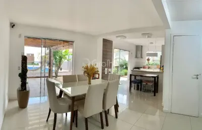 Casa residencial de 233m² com 4 quartos no estreito