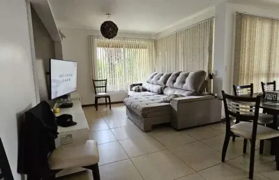 Linda casa em condomínio no bairro cachoeira do bom jesus