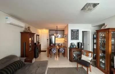 Apartamento de 87m² com 2 quartos sendo 1 suíte em jurerê