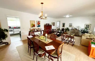 Casa de 479m² com 5 quartos sendo 2 suítes no rio tavares
