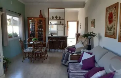 Casa residencial de 3 dorms no bairro  rio vermelho