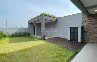 Casa de alto padrão com 3 suítes na vargem do bom jesus, florianópolis