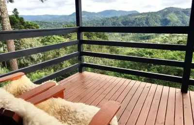 Sítio de 21.128,00m² com 3 cabanas em meia praia, itapema