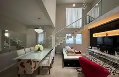 Casa com 3 quartos sendo 1 suíte no bairro pedra branca, palhoça/sc