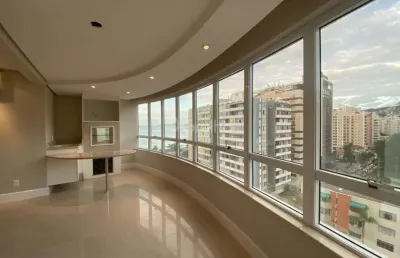 Apartamento de 171 m² com 3 quartos sendo 3 suítes no centro