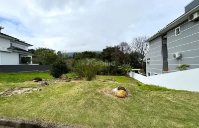 Terreno em condomínio fechado com 451m² de uso exclusivo em santo antônio de lisboa, florianópolis