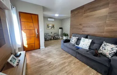 Casa de 142m² com 3 quartos sendo 1 suíte no bairro balneário do estreito