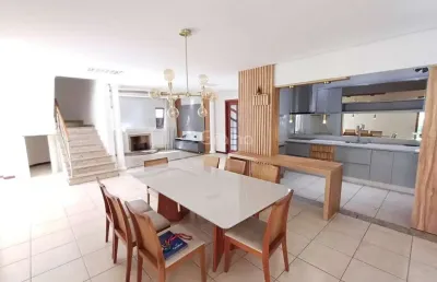 Casa residencial de 238 m² com 2 quartos sendo 2 suítes no bairro flor de nápolis em são josé