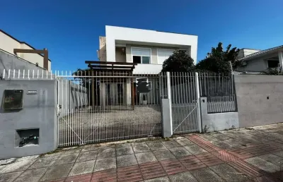 Casa com 3 quartos no bairro campeche em florianópolis sc