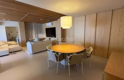 Apartamento de 134m² com 3 quartos sendo 2 suítes em jurerê