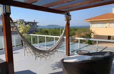Casa de 355m² com 4 quartos sendo 1 suíte no morro das pedras