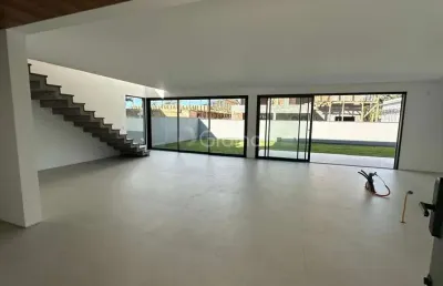 Casa em condomínio fechado com 4 quartos à venda na Rua Intendente Antônio Damasco, --, Ratones, Florianópolis
