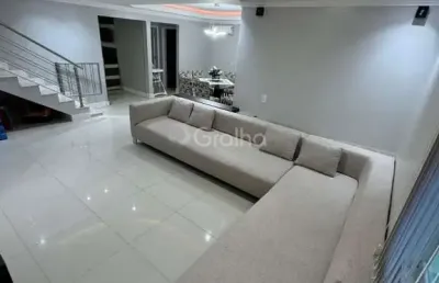 Casa espaçosa com 4 dormitórios e área de lazer em caldas da imperatriz