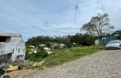 Terreno com 456m² de área total na carvoeira, florianópolis