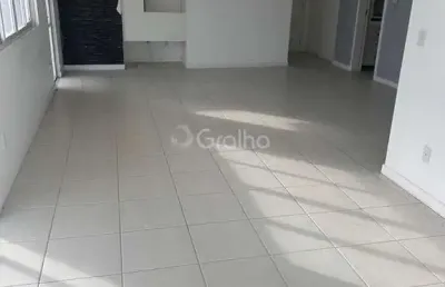 Cobertura com 3 dormitórios sendo 1 suíte com 176m² privativos no saco grande