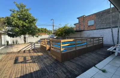 Terreno com 773m² com 2 casa e piscina no bairro ingleses