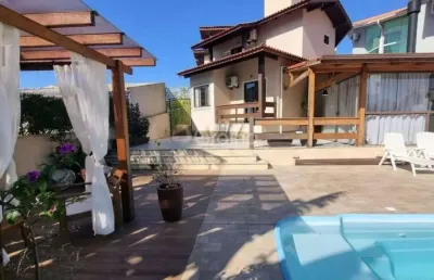 Casa com 3 quartos à venda na rua das macieiras, --, pedra branca, palhoça, 233 m2 por r$ 1.670.000