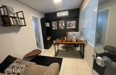 Sala comercial com 35,01m² no centro, florianópolis.
