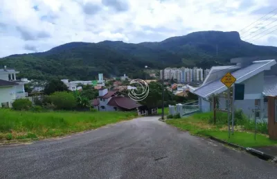 Terreno à venda na Avenida das Maracanãs, --, Pedra Branca, Palhoça