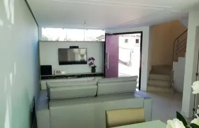 Casa com 3 quartos à venda na Rua São Vicente de Paula, --, Agronômica, Florianópolis