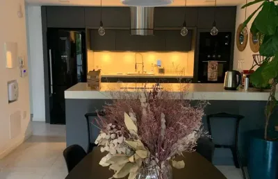 Casa residencial com 3 suítes e 207m² privativos no córrego grande, florianópolis