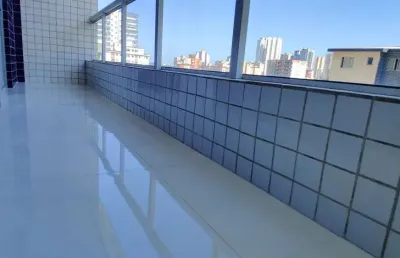 Loucura, loucura. **grande oportunidade**. excelente apartamento no canto do forte, de 02 dormitórios.